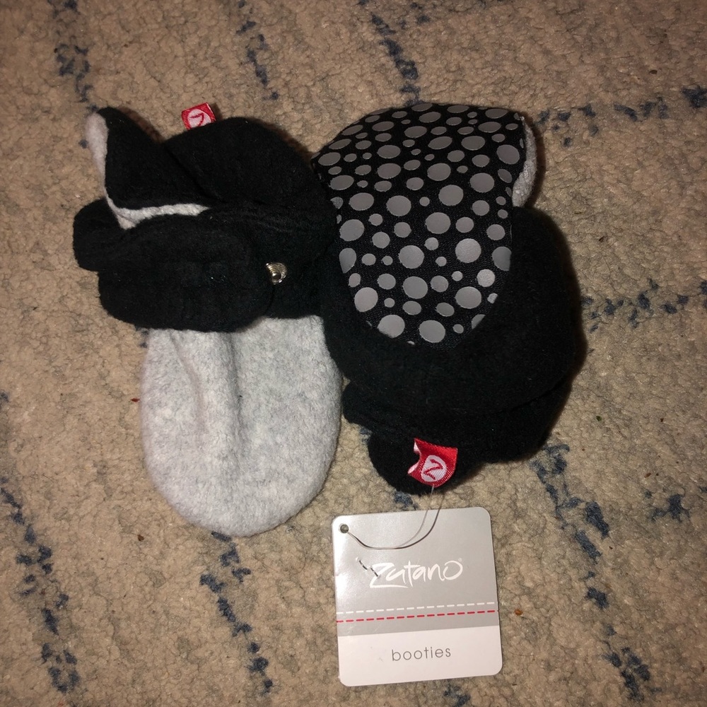 Zutano booties. Brand new with tags
